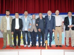 Halk Jürisi Yılın ‘En’lerini Kitap Fuarı’nda Belirledi