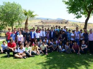 Öğrenciler Pamukkale İle Buluştu