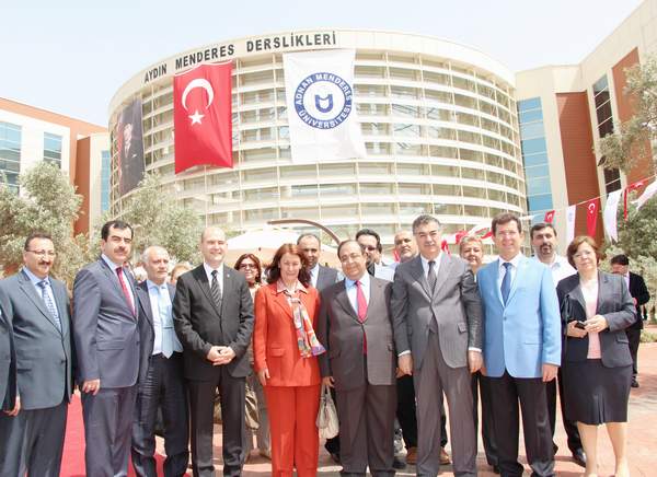 ‘Aydın Menderes ‘akil’ insandı’
