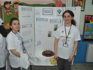 Akçakoca Esentepe Ortaokulu Bilim Sergisini Açtı