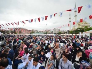 Bakan Işık, Bağcılar Bilim Şenliği’nde