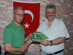Aydınlı Minik Öğrenciler Tema Gönüllüsü Oldu
