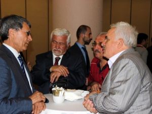 Ülkütek’ten Milletvekilleri İle Tanışma Kokteyli