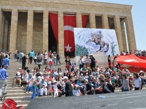 Büyüklerinden Miniklere Anlamlı Gezi