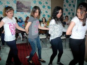 Öğretmenlere Moral Gecesi