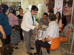Aydın Halk Sağlığı Müdürlüğü Vatandaşı Hipertansiyon Konusunda Bilgilendirdi