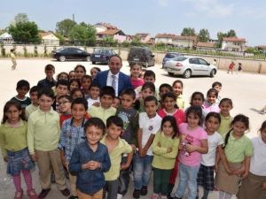 Üzülmez Kar-mek Sergisinde