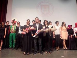 Şehit Üsteğmen Selçuk Esedoğlu Anadolu Lisesi Duygulu Final