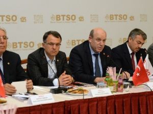 Tekstil Sektörünün Standartları Btso’da Belirleniyor