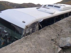 Erzincan’da Trafik Kazası: 23 Yaralı