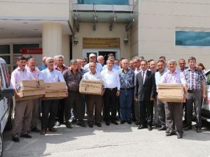 Mut’ta 102 Mahalle Muhtarına Bilgisayar