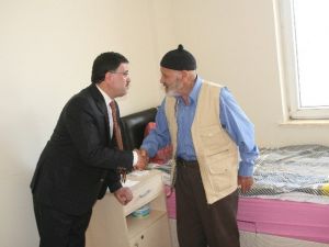 AK Parti Yozgat Milletvekili Başer, Özürlü Rehabilitasyon Merkezini Ziyaret Etti