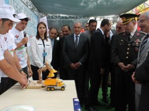 Manyas’ta Bilim Fuarı Açıldı