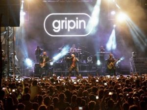 Gripin Ve Model’den Üniversitelilere Konser