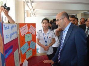 Anadolu Lisesi Öğrencilerinden TÜBİTAK Destekli Bilim Fuarı