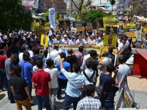 Mursi’ye İdam Cezaları Adana’da Protesto Edildi