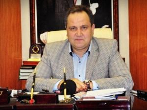 Giresun Belediye Başkanı Kerim Aksu, Ordu-giresun Havaalanı’nı Yapanlara Teşekkür Edemedi