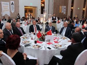 Başkan Yaşar, Osiad’ın Gecesine Katıldı