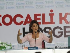 Kocaeli Kitap Fuarı’nda İclal Aydın Sevgisi