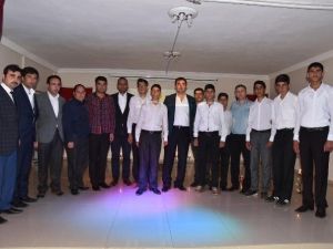 Ahlat Anadolu İmam Hatip Lisesi’nden “Bir Demet Şiir” Dinletisi