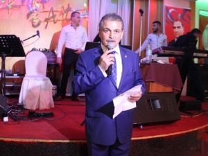 Berberler Ve Kuaförler Dayanışma Gecesinde Buluştu