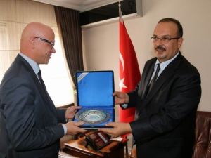 AB Türkiye Delegasyonu Siyasi İşler Müsteşarı Fidos’tan Vali Canbolat’a Ziyaret