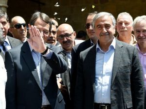 Akıncı İle Anastasiadis Çözüme Ulaşmak İçin Çalışma Sözünü Tekrarladı