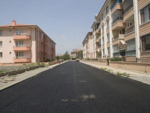 Erzincan Belediyesi Asfalt Ve Kaldırım Çalışmalarına Hız Verdi