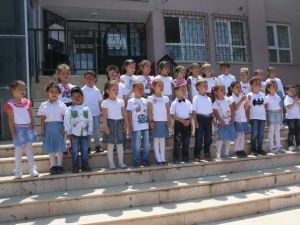 Osmaneli’de Miniklerin Yıl Sonu Gösterisi