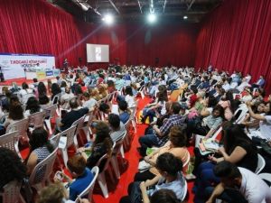 Kocaeli Kitap Fuarı’nda Sosyal Medyanın Dili Konuşuldu