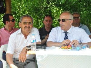 Hüseyin Özbakır: "AK Parti Olarak İddialıyız 5’e Oynuyoruz"