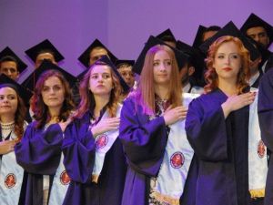 AKÜ Veterinerlik Fakültesinde Mezuniyet Heyecanı