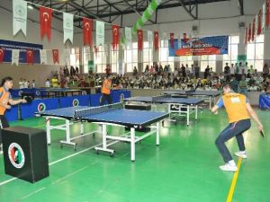 Gaziosmanpaşa Belediyesi Masa Tenisi Okulu Açıldı