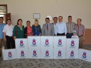 Şehzadeler’den Öğrencilere Bilgisayar Desteği