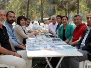 Akdeniz Belediyesi Personeli, Bahar Pikniğinde Buluştu