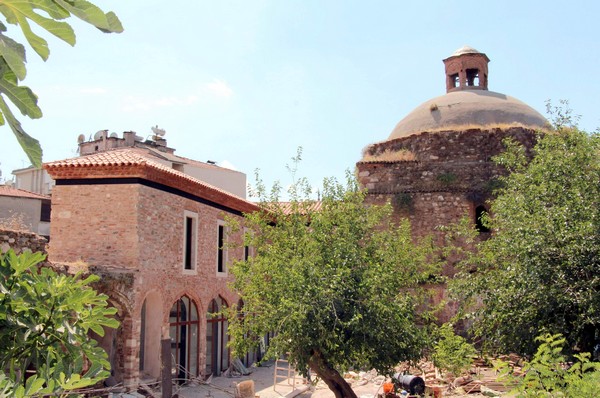 ‘Farabi Sokak’ harabelikten kurtuluyor