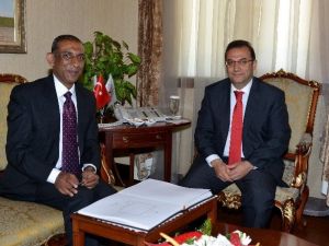 Hindistan Büyükelçisi Kulshreshth’den Vali Türker’e Ziyaret