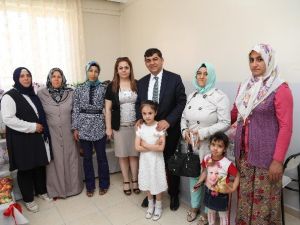 Şehitkamil Sosyal Tesislerinde Sergi Zamanı