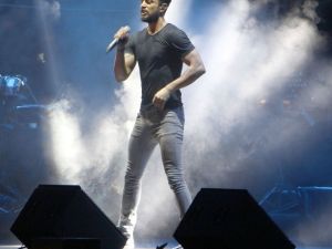 Murat Boz, Alanya’da Sevenleriyle Buluştu