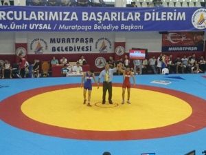 Güreşte Milli Gurur