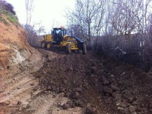 Kulp’ta 19 Mahallenin Yol Sorunu Tamamlandı