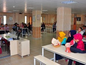 Bilgi Merkezi Öğrencileri Tıp Fakültesinde