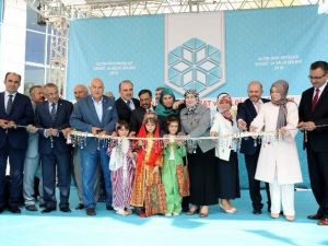 Altın Dokunuşlar - İlmek İlmek Konya Sergisi Açıldı