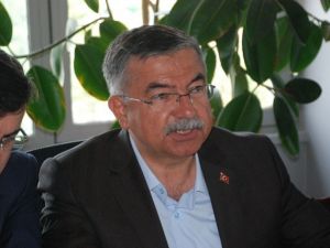 Bakan Yılmaz: “Diyanet İşleri’ne Değil Araba, Bir Uçak Tahsis Edilse Yeridir”