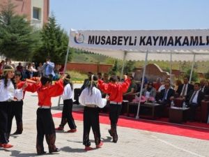 Vali Tapsız, Musabeyli’de Kermes Ve Sergi Açılışlarına Katıldı