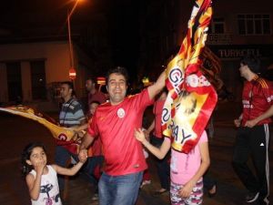 Aydın’da Galatasaraylıların Şampiyonluk Coşkusu