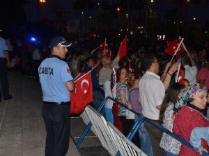 Hande Yener Mersinlilere Unutulmaz Bir Gece Yaşattı