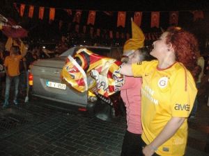 Bodrum Galatasaray Marşları İle İnledi