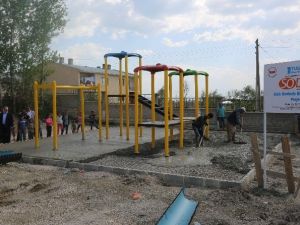 Tuşba Belediyesi Şehri Merkez Mahallelere Taşıyor