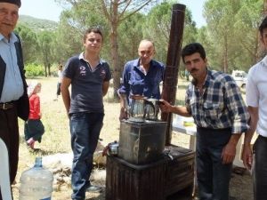 Burhaniye’de Hayır Çaycısı